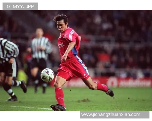 每位足球明星背后的她们揭秘：那些闪耀在绿茵场外的女友故事